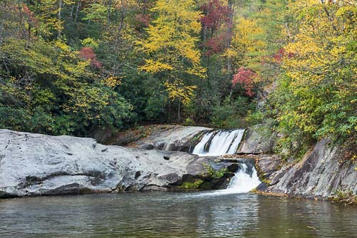 Hunt Fish Falls Easy .8 mile hike