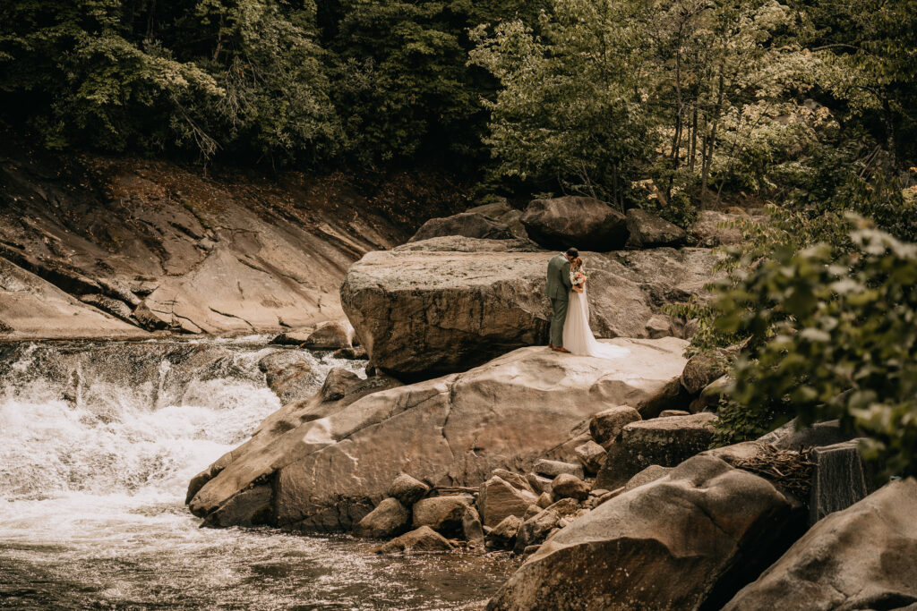 Chris + Amy's Wedding sneak peeks